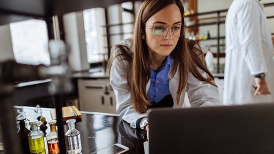 Accélérer la découverte de médicaments grâce au cloud